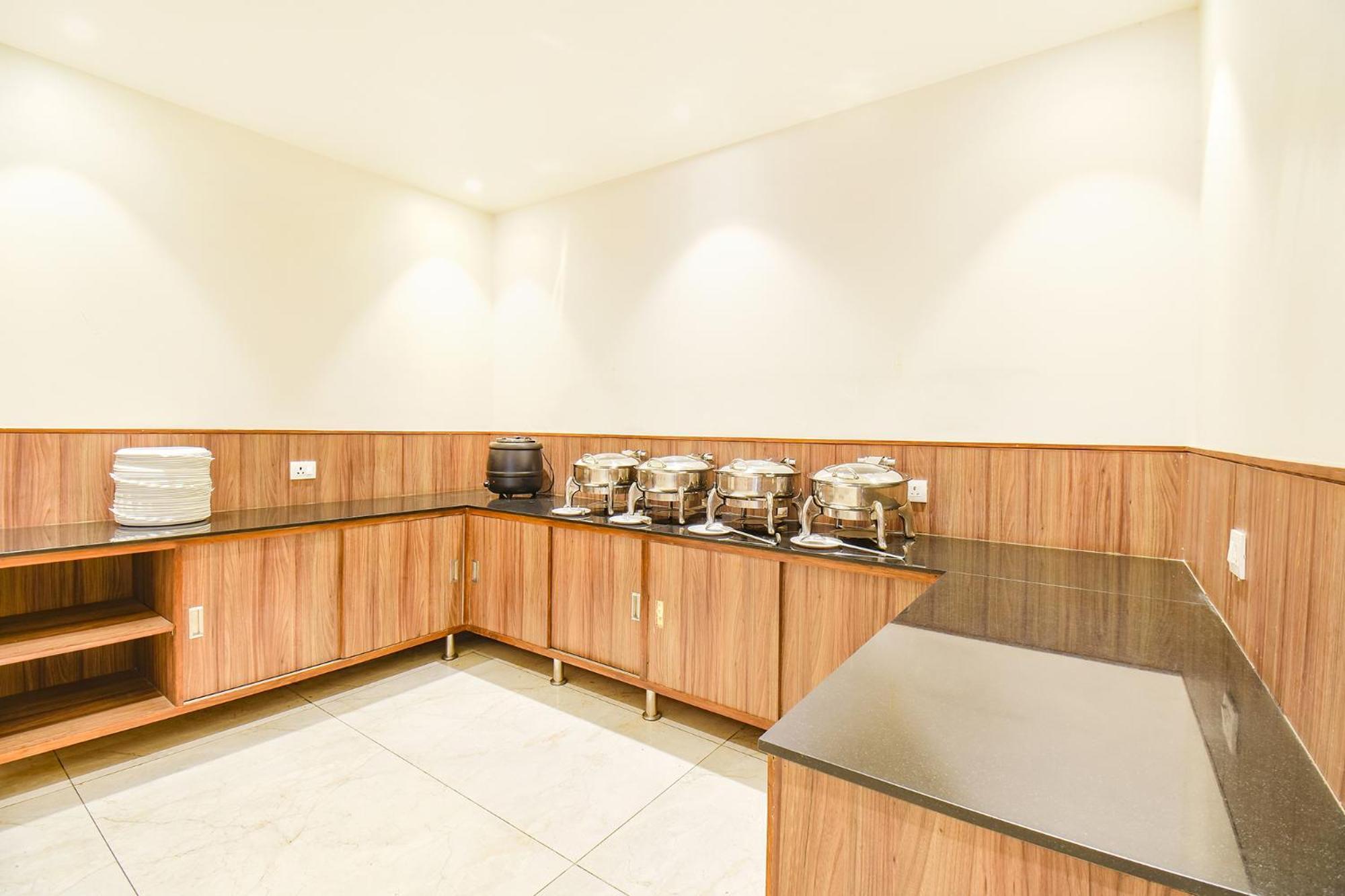 Fabhotel Ananta Sagar - Nr Pheonix Mall プネ エクステリア 写真